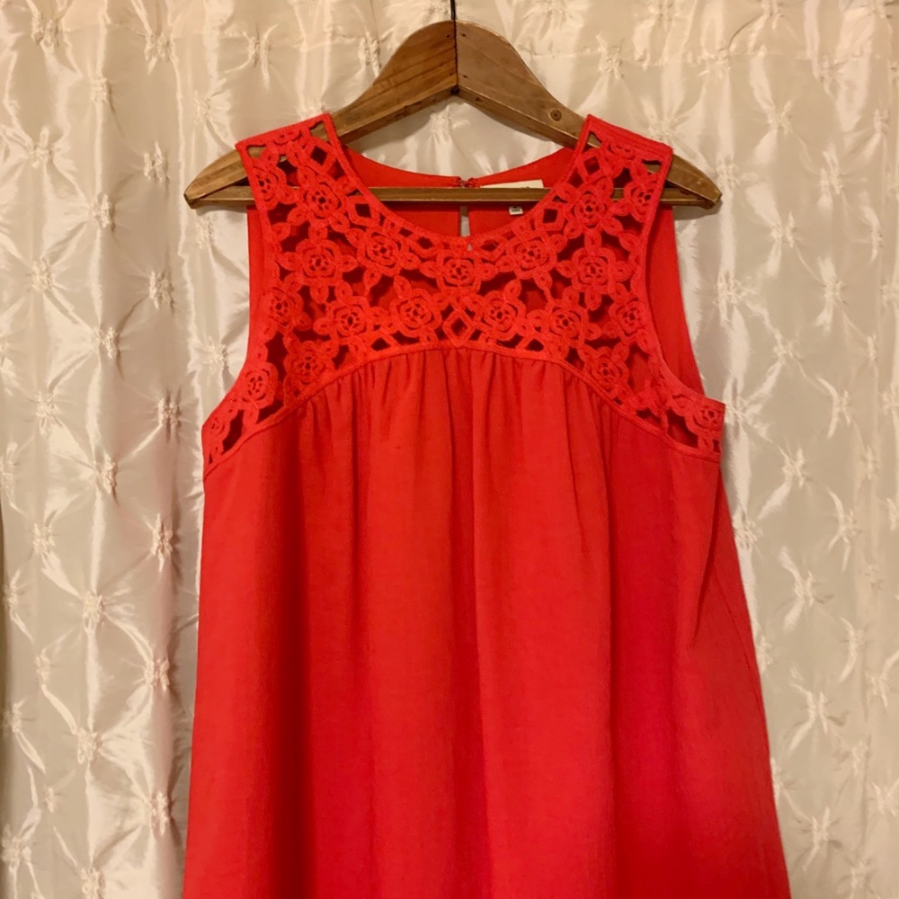 Max Studio Red Daisy Crocheted Tent Dress - Picture 2 of 9